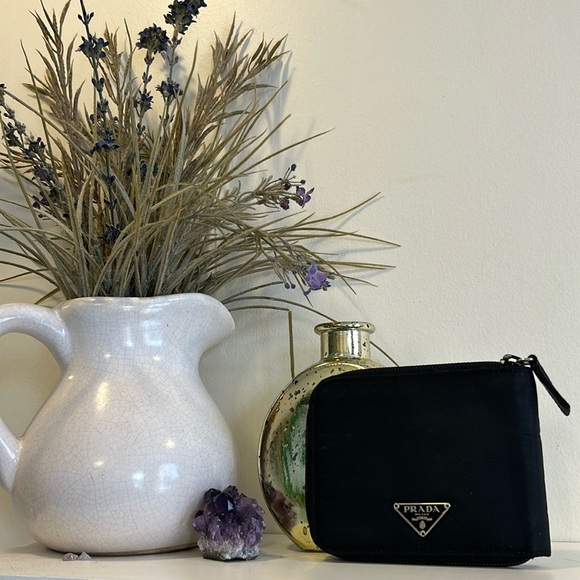 Prada nylon zip around wallet with COA - Picture 2 of 9